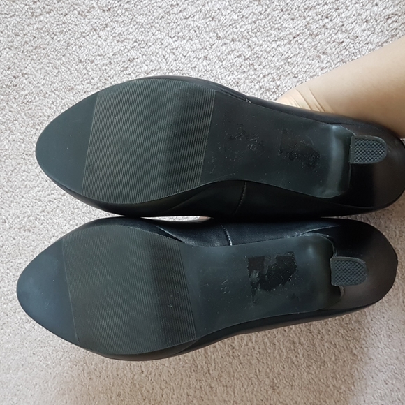 Jessica Pump Heels - Picture 5 of 5